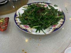 花生捞牛展-口衣记鸡饭店