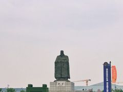-曲阜东站