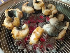 -围炉肉舍•炭烤活鳗•丹东海鲜烤肉(步行街店)