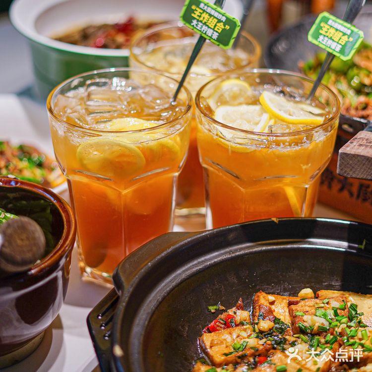 排队也值得吃的费大厨｜辣椒🌶️炒肉绝了！