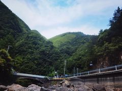 -安吉龙王山峡谷漂流