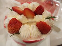 -爱达乐面包生日蛋糕(旭海时代广场店)