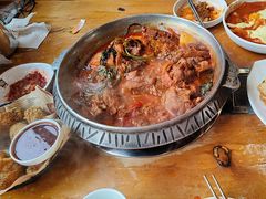 -喇喇排骨火锅·传统韩式脊骨汤(望京西园总店)