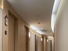 -汕头金海湾大酒店(龙眼南路美食街万象城店)