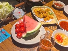 -老牌坊云南鱼豆花火锅(爱建店)