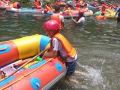 -安吉龙王山峡谷漂流