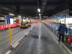 -北京南站-立体停车场