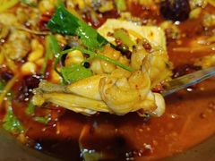 香辣牛蛙-川巷子(海甸五东路店)