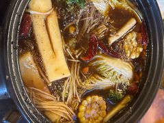 -老鼎万春卤菜(五代传承创始老店)