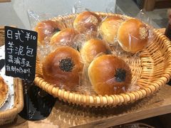 -沁屋面包店(人民东路店)