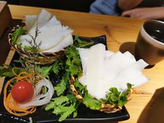 -湊湊火锅·茶憩(杭州湖滨银泰in77店)