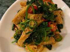 菠菜拌面筋-东方亚克西餐厅(西康路店)