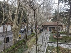 -穹六人间 people 6(岳阳路店)