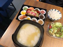 -百联临沂购物中心(临沂路店)