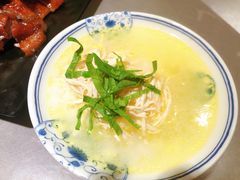 -肖四女乐山跷脚牛肉(江北星街坊店)