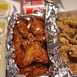 酒店前台帮忙定的炸鸡外卖 感觉韩国的炸鸡不用仔细挑牌