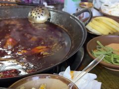 -黄潇洒老火锅(九眼桥宏济巷店)