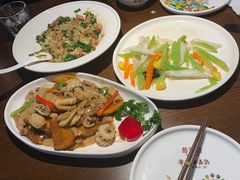 -前海沿·青岛菜(李沧万达店)