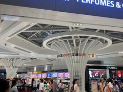 -日上免税店(三径路t3店)