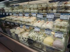 -白玉兰食品甜凤店(合生汇店)