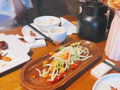 -隔壁老王·家常云南菜(花巷店)