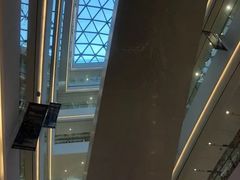 -凯德晶萃停车场