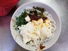 -辣辣小吃豆花米线(大观篆新农贸市场店)