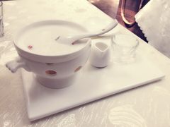 燕庭燕窝下午茶(南京西路店)-燕庭·纯燕窝·甜品下午茶(南京西路店)