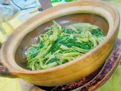 -大石鼓山庄·珠海第一烧猪