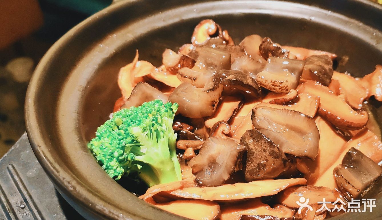 一百块钱品尝正宗香港湾仔翅！必尝！