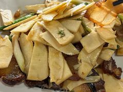 -乡巴佬鼎锅饭