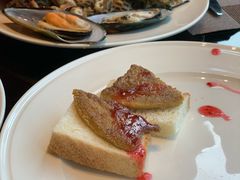 -大中华希尔顿酒店-念自助餐·嗨啤·小龙虾