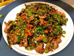 小炒黄牛肉-小河盐帮·私家菜·烤鸭(三元桥·霄云路店)