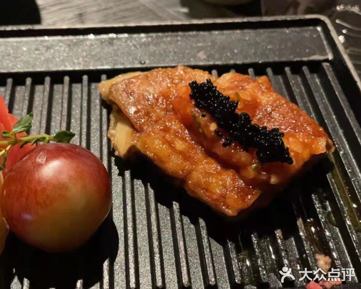 来这里真的是可以实现自助高级料理，没有限制，扶墙回家