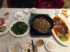 -巴陵全鱼席(湖南老字号汴河街店 )