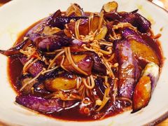油焖茄子-乌镇那一年小院主题餐厅(甘泉西路店)