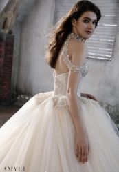 -艾米丽婚纱礼服