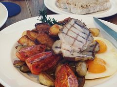 -ROAST coffee & eatery
