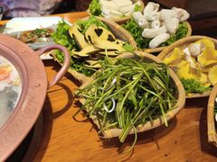 -民食香·腊排骨野生菌美食(木府店)