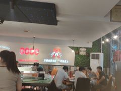 -顶峰夜宴·龙虾烧烤大排档(九江学院店)