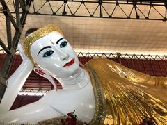 -ခြောက်ထပ်ကြီးရွှေသာလျောင်းဘုရားကြီး