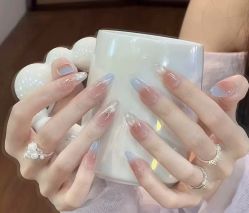 -桃色美甲沙龙