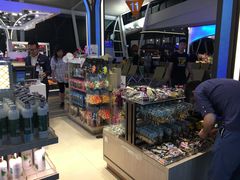 -王权免税店(普吉机场店)
