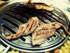 -青瓦炭韩潮烤肉(花园道店)