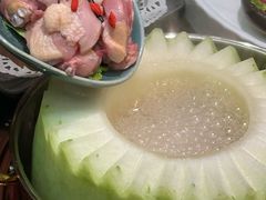 -得意咚瓜·顺德鱼生·冬瓜火锅(深圳首店)