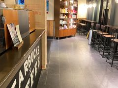 -星巴克(西藏路店)