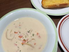 -萨莉亚意式餐厅(杭州滨江天街店)