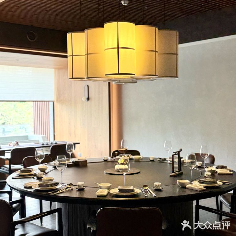 顺德也有在中式庭院里，吃精致“漂亮饭”！