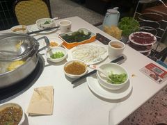 -八合里潮汕鲜牛肉火锅(上海汇智广场店)