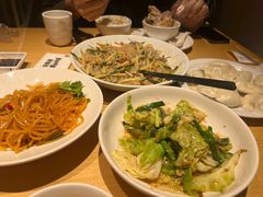 -关东小磨东北菜(上海长风大悦城店)
